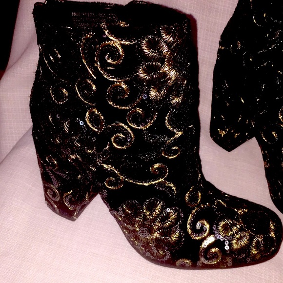 naughty monkey Shoes - Naughty Monkey booties.  Size 6.5.